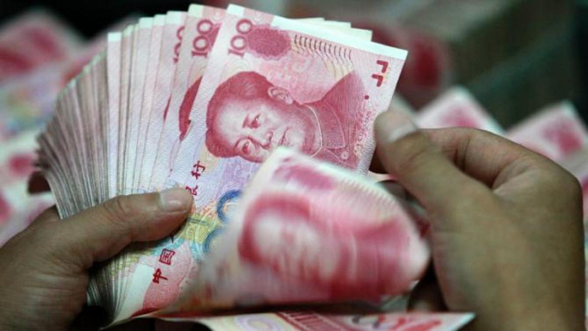 China welcomes IMF backing to make yuan world reserve currency